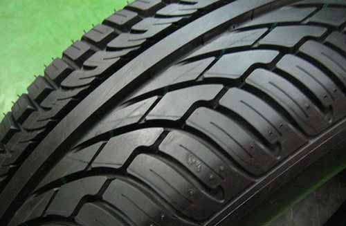 聚乙烯蜡厂家分享轮胎安全线怎么看